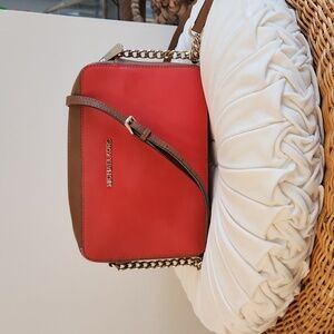 Michael Kors Jet Set Crossbody